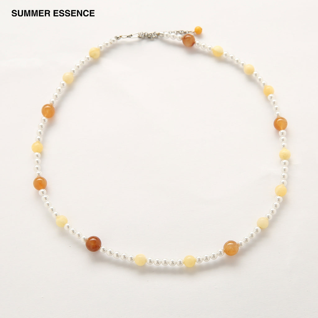 「Summer Glow 」Hhandmade Necklace